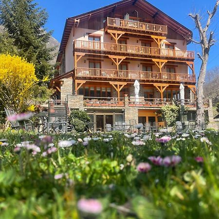 Hotel Estanys Blaus Tavascan Zewnętrze zdjęcie
